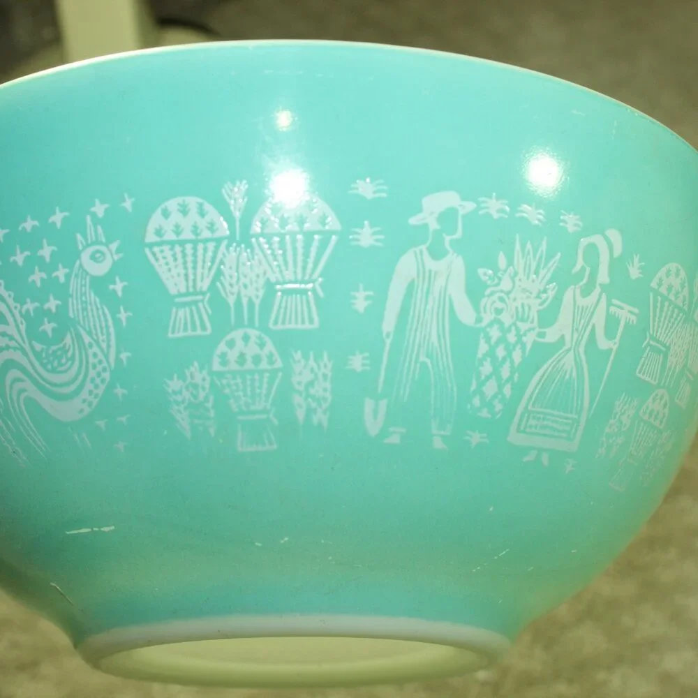 Pyrex this vintage